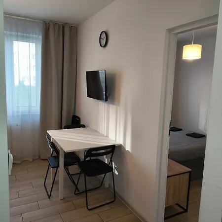 New Space 30% Off, Self Chieck-in, Netflix Apartment