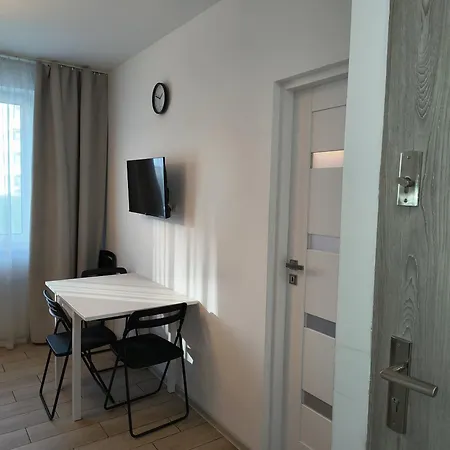 New Space 30% Off, Self Chieck-in, Netflix Apartment *