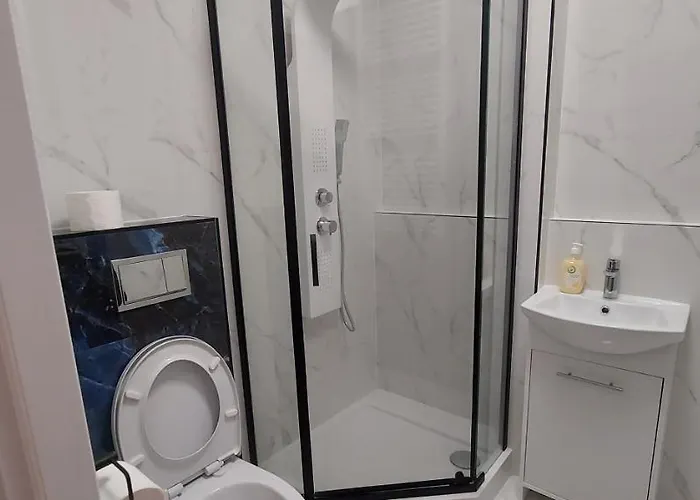 New Space 30% Off, Self Chieck-in, Netflix * Rzeszów