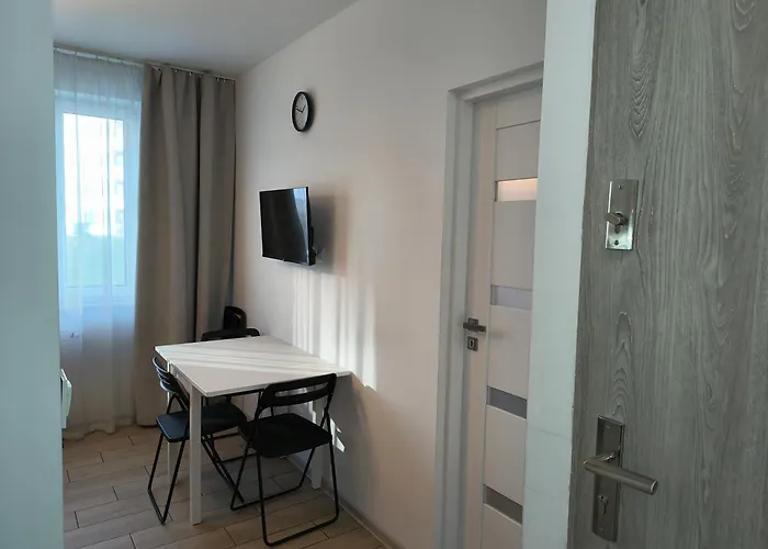 New Space 30% Off, Self Chieck-in, Netflix Daire *